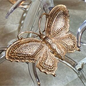 Vintage Elegant Gold Butterfly Brooch - Costume Jewelry